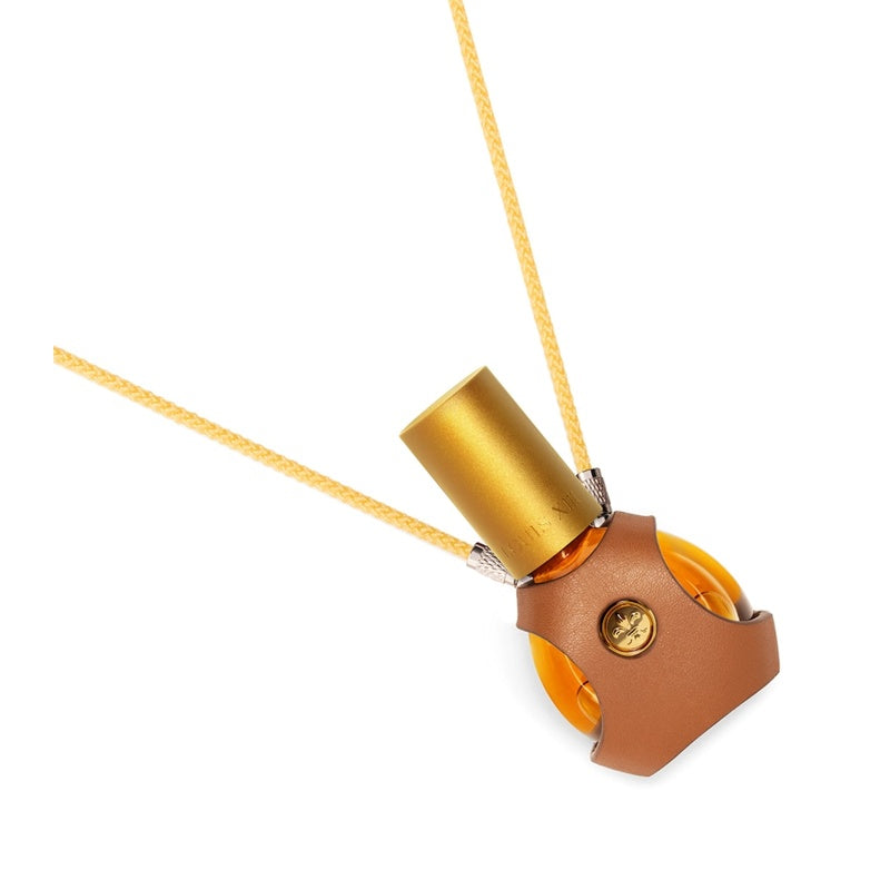 Charms e Acessórios The Drop Bottle Case - Mercado de Luxo - O Maior E-Commerce de Bens, Produtos e Serviços de Luxo do Brasil.