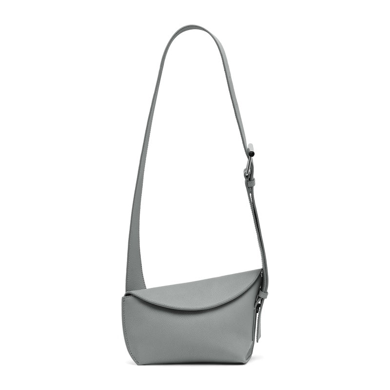 Bolsa Crossbody T-Bar Sling - Mercado de Luxo - O Maior E-Commerce de Bens, Produtos e Serviços de Luxo do Brasil.