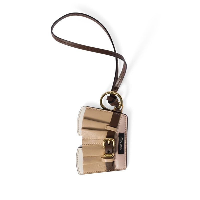 Charms e Acessórios Mini Skirt Keyring - Mercado de Luxo - O Maior E-Commerce de Bens, Produtos e Serviços de Luxo do Brasil.