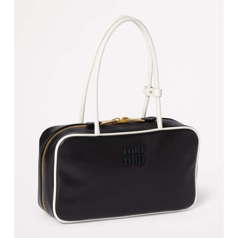 Bolsa Handle Beau