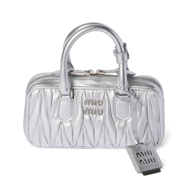 Bolsa Handle Mini Matelassé Arcadie - Mercado de Luxo - O Maior E-Commerce de Bens, Produtos e Serviços de Luxo do Brasil.