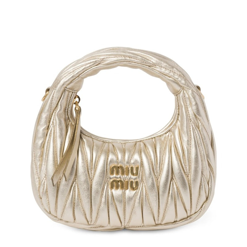 Bolsa Handle Mini Matelassé Wander - Mercado de Luxo - O Maior E-Commerce de Bens, Produtos e Serviços de Luxo do Brasil.