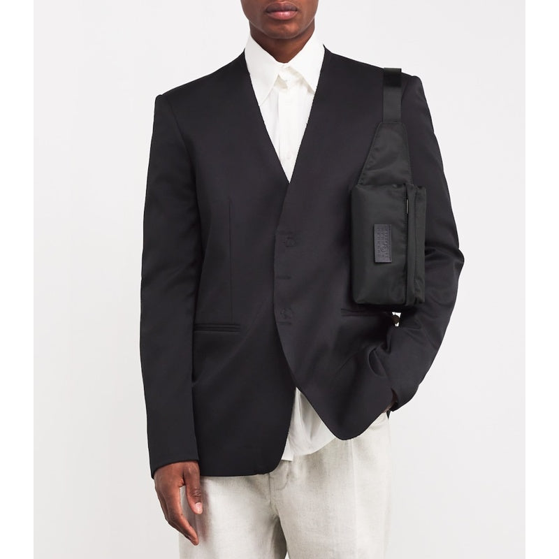 Bolsa Necessaire Crossbody Logo