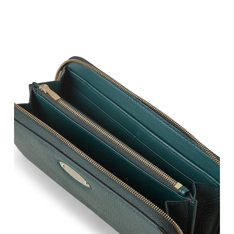 Bolsa Wallet Logo Plaque Purse