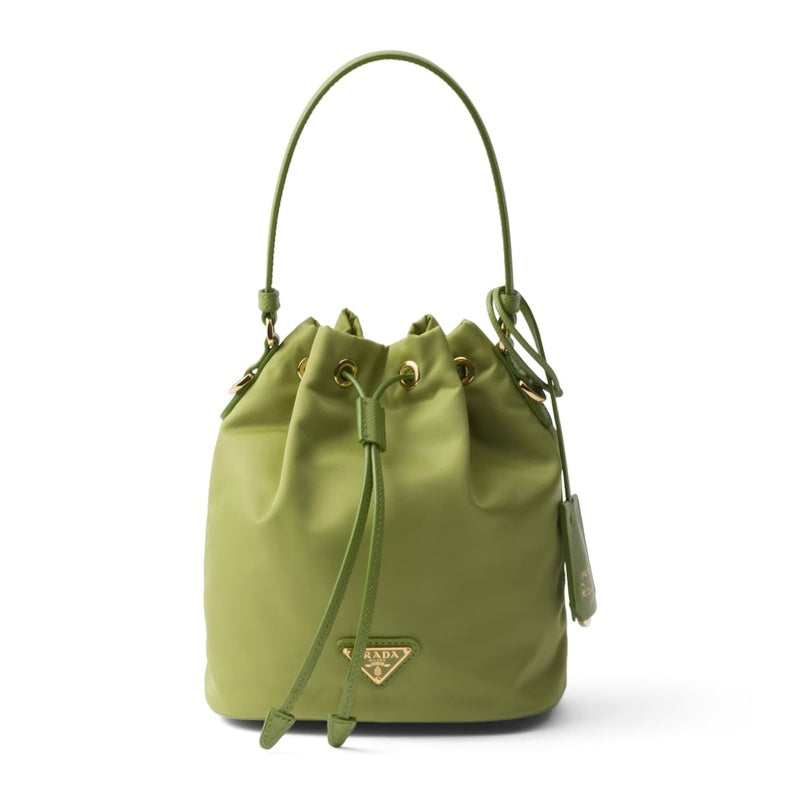 Bolsa Bucket Mini Re-Nylon Re-Edition 1978 - Mercado de Luxo - O Maior E-Commerce de Bens, Produtos e Serviços de Luxo do Brasil.