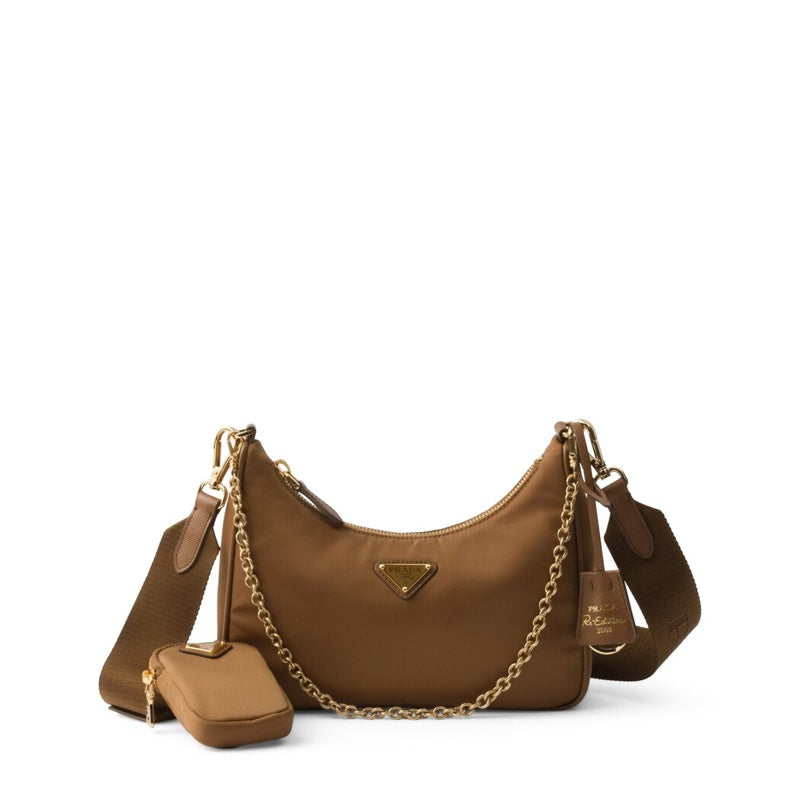 Bolsa Shoulder Re-Nylon Re-Edition 2005 - Mercado de Luxo - O Maior E-Commerce de Bens, Produtos e Serviços de Luxo do Brasil.