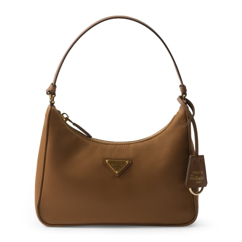 Bolsa Shoulder Re-Nylon Re-Edition 2005 - Mercado de Luxo - O Maior E-Commerce de Bens, Produtos e Serviços de Luxo do Brasil.