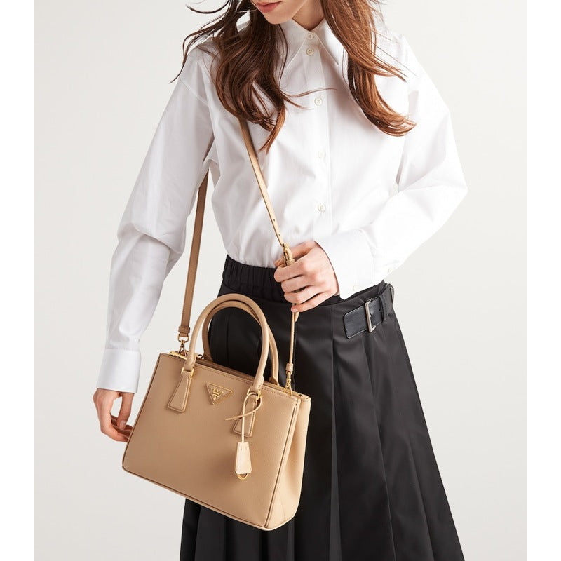 Bolsa Handle Medium Galleria