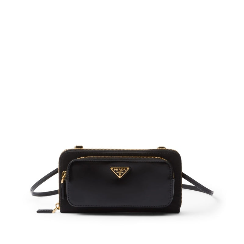 Bolsa Wallet Brushed Re-Nylon - Mercado de Luxo - O Maior E-Commerce de Bens, Produtos e Serviços de Luxo do Brasil.