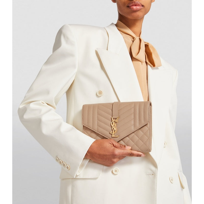 Bolsa Clutch Quilted