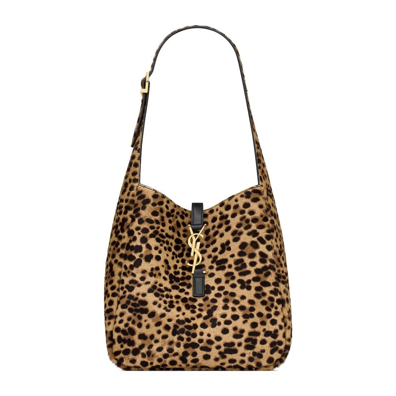 Bolsa Shoulder Small Calfskin Le 5 à 7 - Mercado de Luxo - O Maior E-Commerce de Bens, Produtos e Serviços de Luxo do Brasil.