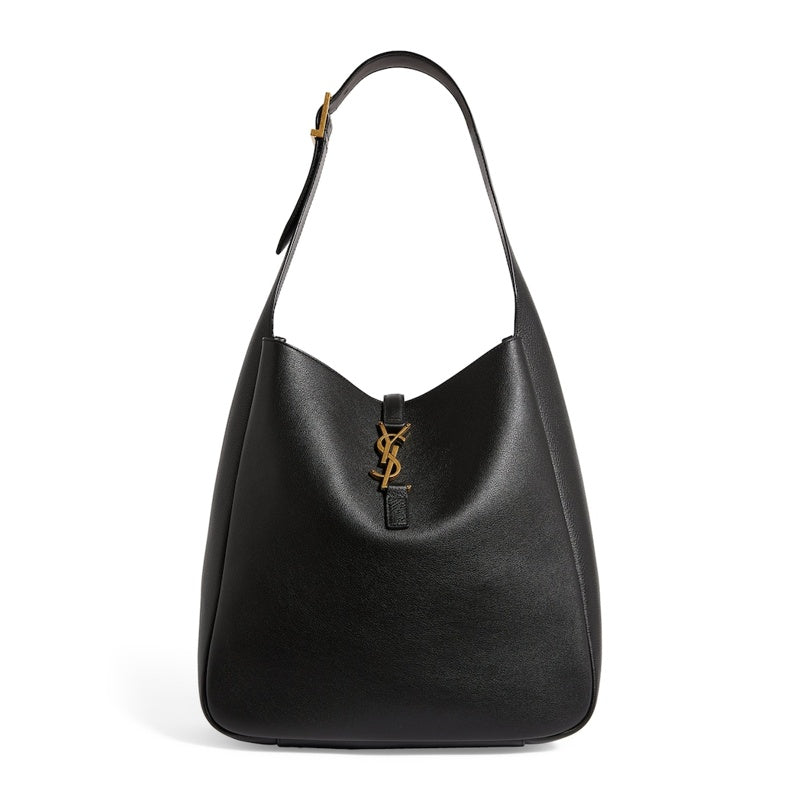 Bolsa Shoulder Small Le 5 à 7 - Mercado de Luxo - O Maior E-Commerce de Bens, Produtos e Serviços de Luxo do Brasil.