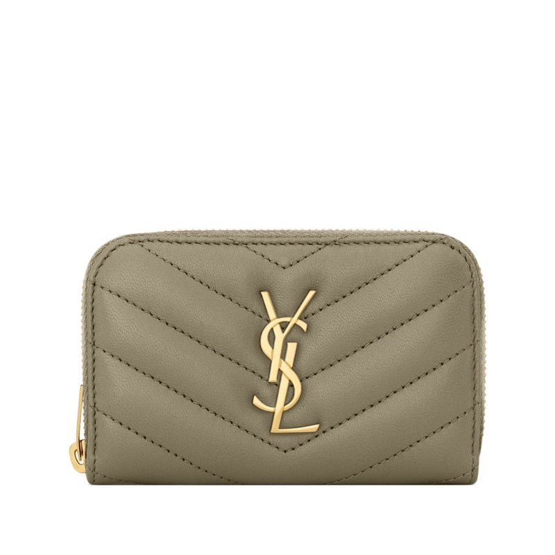 Bolsa Wallet Monogram Matelassé Cassandre - Mercado de Luxo - O Maior E-Commerce de Bens, Produtos e Serviços de Luxo do Brasil.