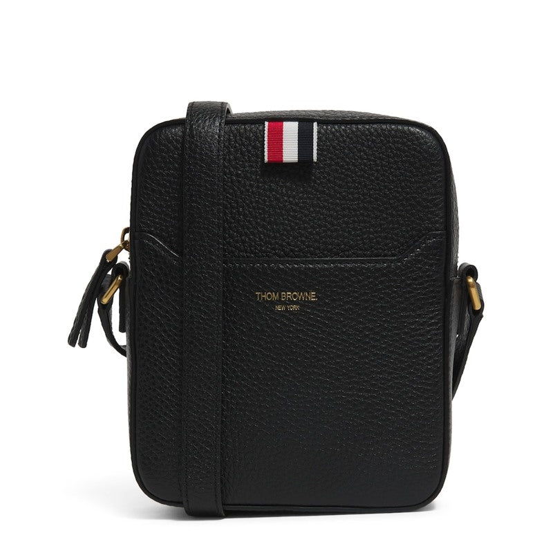 Bolsa Crossbody Vertical - Mercado de Luxo - O Maior E-Commerce de Bens, Produtos e Serviços de Luxo do Brasil.