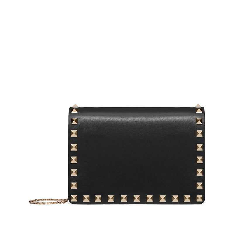 Bolsa Clutch Rockstud Chain - Mercado de Luxo - O Maior E-Commerce de Bens, Produtos e Serviços de Luxo do Brasil.