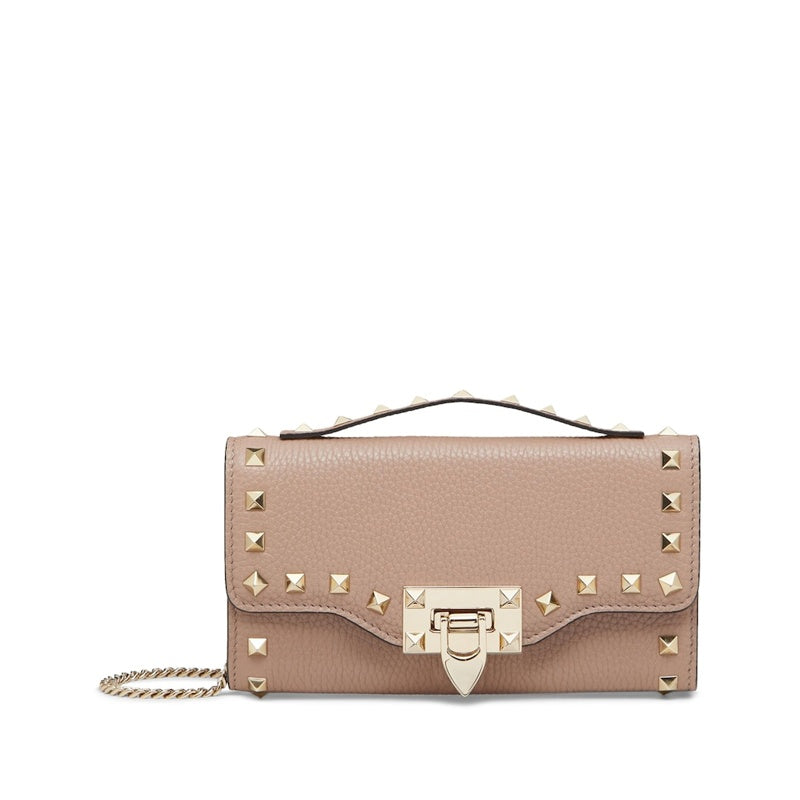 Bolsa Wallet Rockstud Chain - Mercado de Luxo - O Maior E-Commerce de Bens, Produtos e Serviços de Luxo do Brasil.