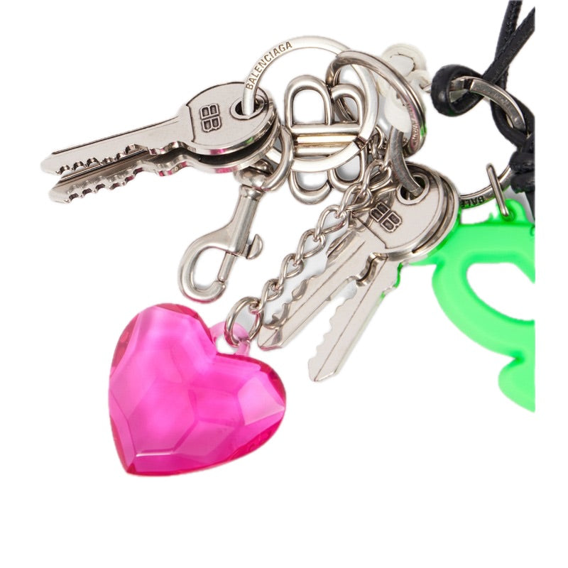 Charms e Acessórios Chaveiro Aki