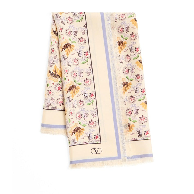 Bandana de seda estampada - Mercado de Luxo - O Maior E-Commerce de Bens, Produtos e Serviços de Luxo do Brasil.