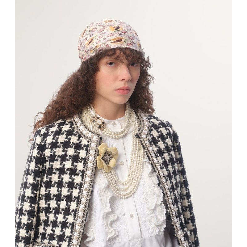 Bandana de seda estampada - Mercado de Luxo - O Maior E-Commerce de Bens, Produtos e Serviços de Luxo do Brasil.