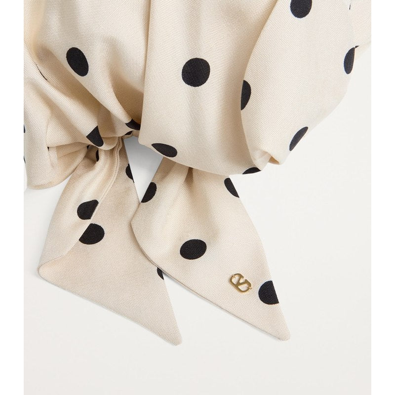 Lenço de seda com bolinhas - Mercado de Luxo - O Maior E-Commerce de Bens, Produtos e Serviços de Luxo do Brasil.