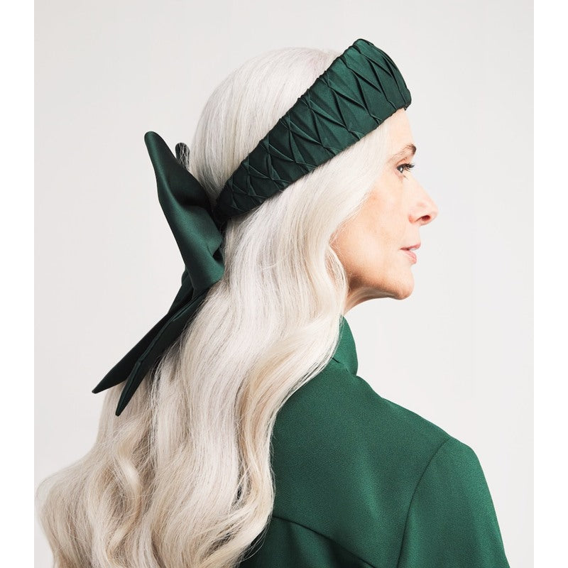 Lenço de seda plissada - Mercado de Luxo - O Maior E-Commerce de Bens, Produtos e Serviços de Luxo do Brasil.