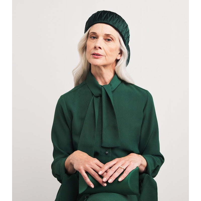 Lenço de seda plissada - Mercado de Luxo - O Maior E-Commerce de Bens, Produtos e Serviços de Luxo do Brasil.