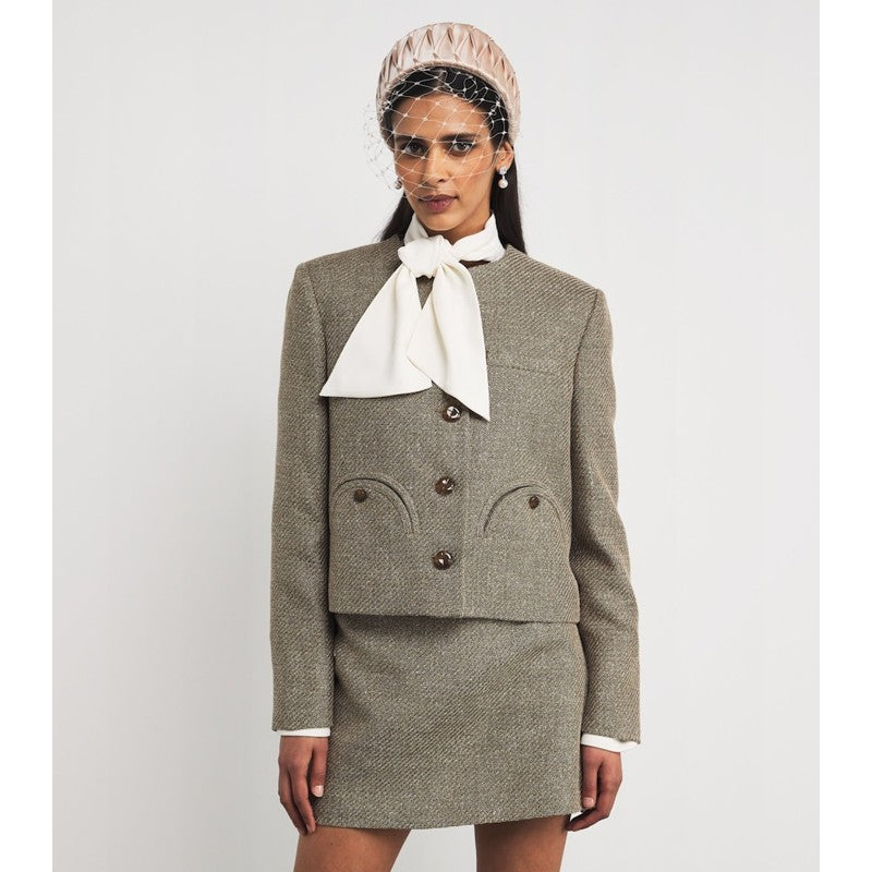 Faixa de cabeça plissada com véu - Mercado de Luxo - O Maior E-Commerce de Bens, Produtos e Serviços de Luxo do Brasil.