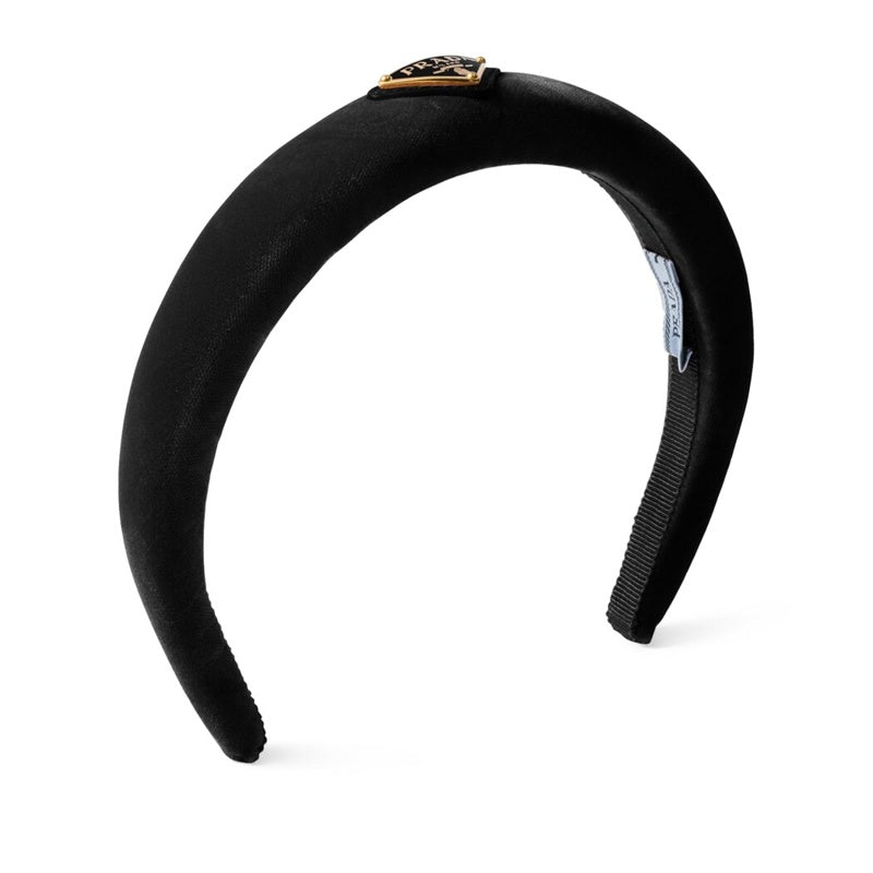 Faixa de cabeça com logotipo de veludo - Mercado de Luxo - O Maior E-Commerce de Bens, Produtos e Serviços de Luxo do Brasil.