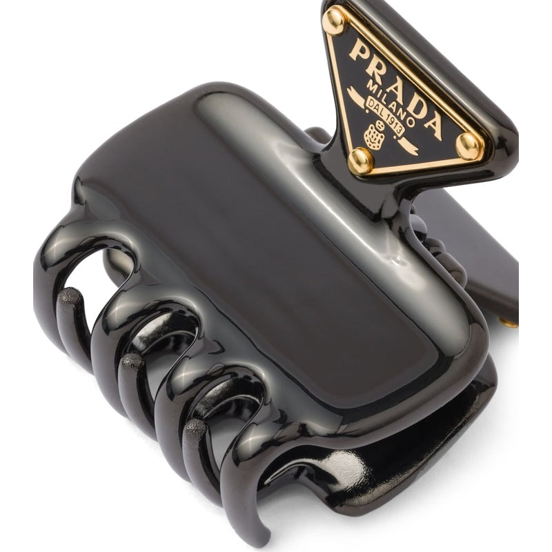 Grampo de cabelo triangular - Mercado de Luxo - O Maior E-Commerce de Bens, Produtos e Serviços de Luxo do Brasil.