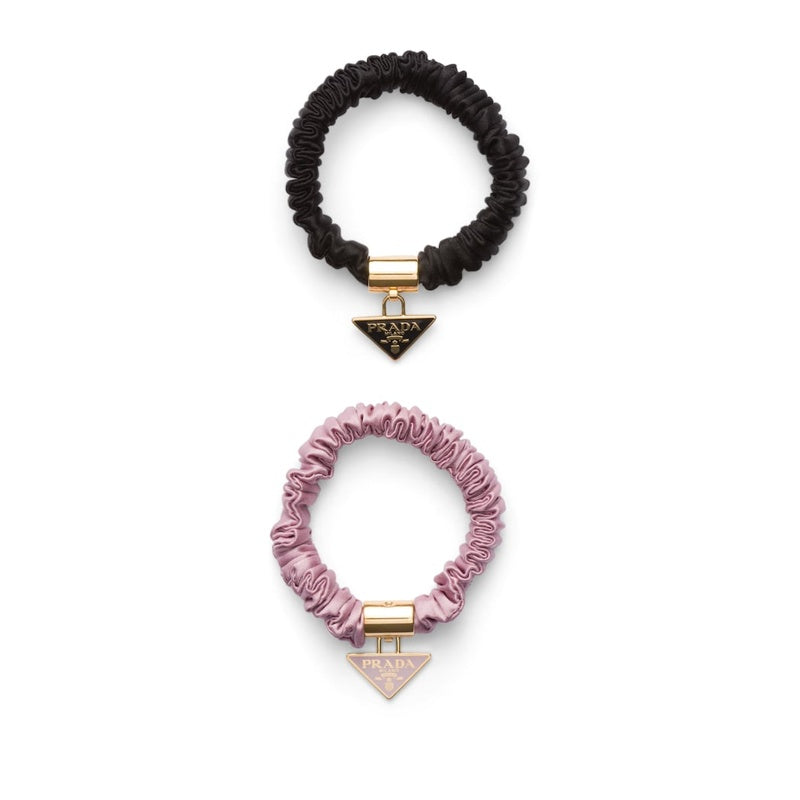 Elásticos de cabelo com logotipo de seda conjunto com 2 unid - Mercado de Luxo - O Maior E-Commerce de Bens, Produtos e Serviços de Luxo do Brasil.
