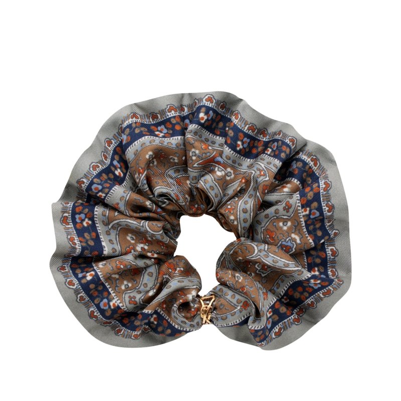 Scrunchie de seda com estampa paisley - Mercado de Luxo - O Maior E-Commerce de Bens, Produtos e Serviços de Luxo do Brasil.