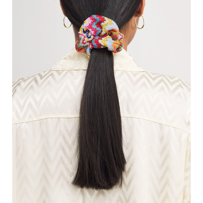 Elástico em zigue-zague - Mercado de Luxo - O Maior E-Commerce de Bens, Produtos e Serviços de Luxo do Brasil.