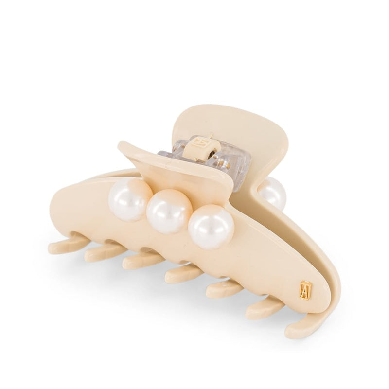 Presilha de Cabelo grande com detalhe de pérola e Garra - Mercado de Luxo - O Maior E-Commerce de Bens, Produtos e Serviços de Luxo do Brasil.