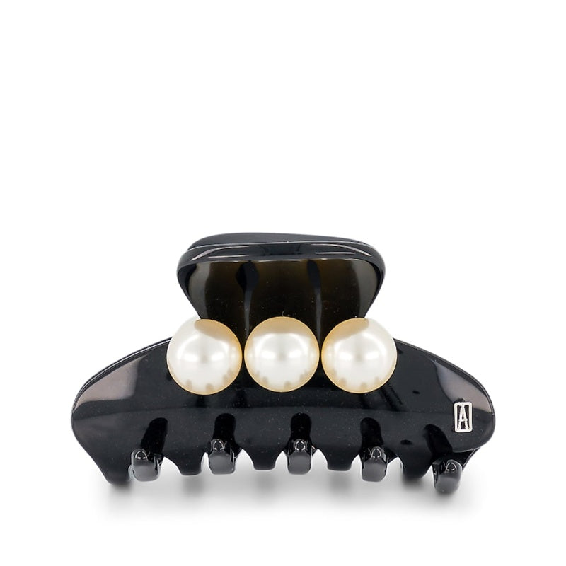 Presilha de Cabelo grande com detalhe de pérola e Garra - Mercado de Luxo - O Maior E-Commerce de Bens, Produtos e Serviços de Luxo do Brasil.