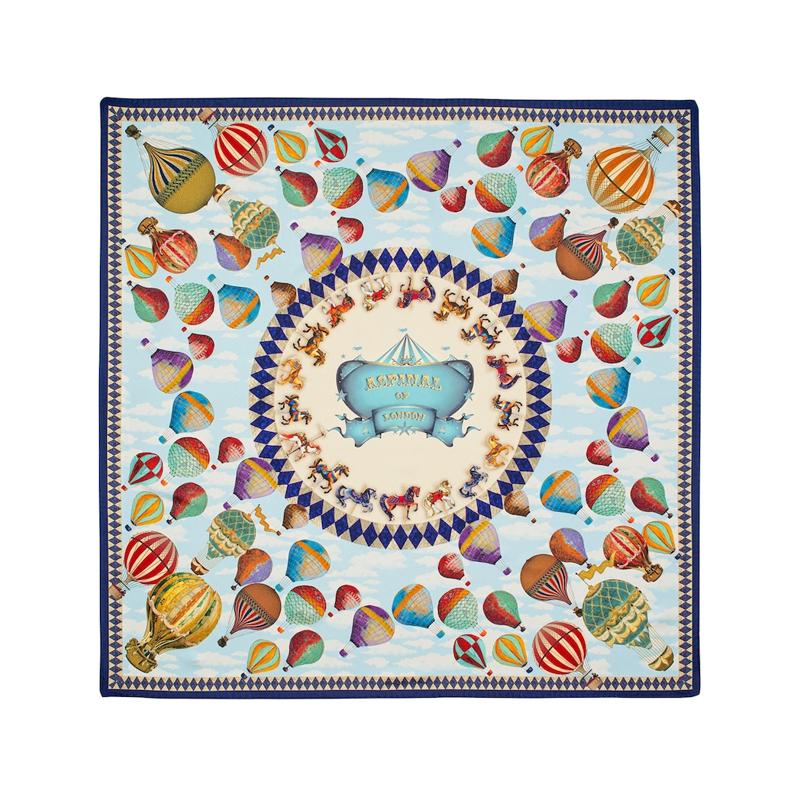 Cachecol de seda com estampa de balão de ar quente - Mercado de Luxo - O Maior E-Commerce de Bens, Produtos e Serviços de Luxo do Brasil.