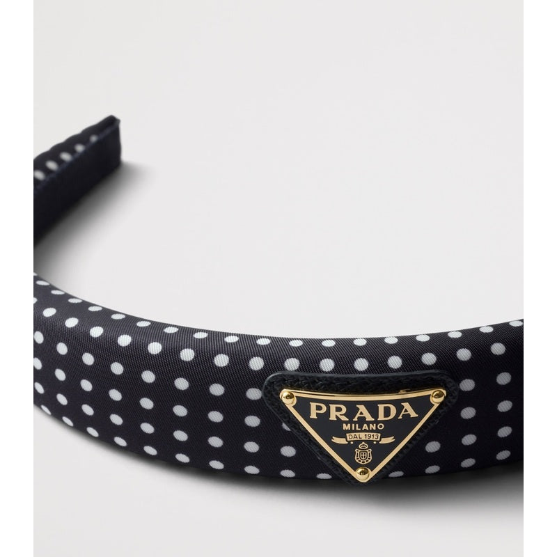 Faixa de cabeça de bolinhas Re-Nylon - Mercado de Luxo - O Maior E-Commerce de Bens, Produtos e Serviços de Luxo do Brasil.