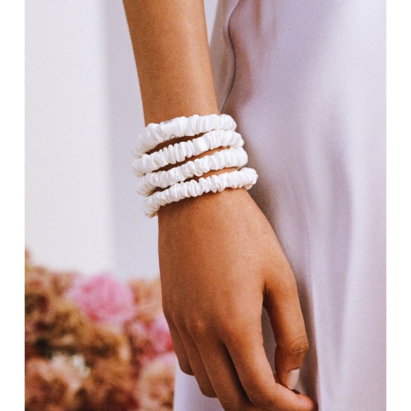 Elásticos de Cabelo finos de seda Mulberry conjunto 4 unid. - Mercado de Luxo - O Maior E-Commerce de Bens, Produtos e Serviços de Luxo do Brasil.