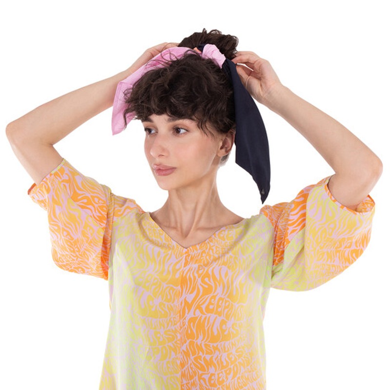 Elástico de Cabelo multicolorido para passarinho - Mercado de Luxo - O Maior E-Commerce de Bens, Produtos e Serviços de Luxo do Brasil.