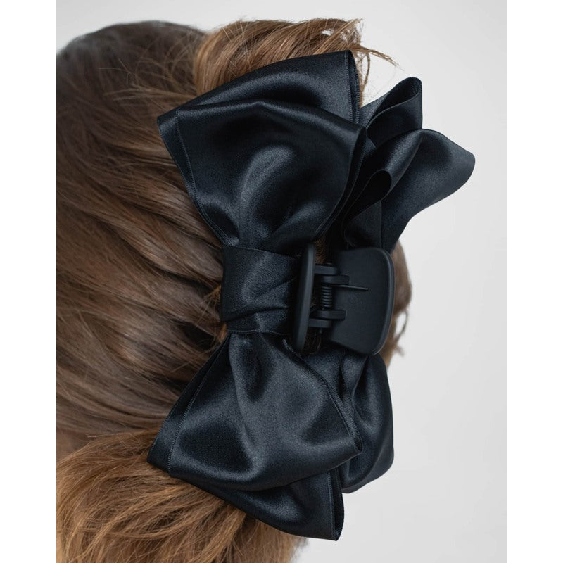 Clipe de mandíbula de Agatha - Mercado de Luxo - O Maior E-Commerce de Bens, Produtos e Serviços de Luxo do Brasil.