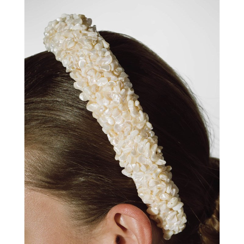 Faixa de cabeça perolada Delmar - Mercado de Luxo - O Maior E-Commerce de Bens, Produtos e Serviços de Luxo do Brasil.