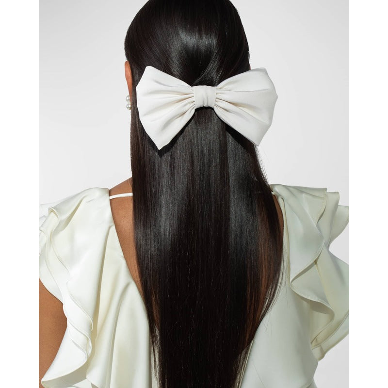 Presilha de laço de seda Trisha - Mercado de Luxo - O Maior E-Commerce de Bens, Produtos e Serviços de Luxo do Brasil.