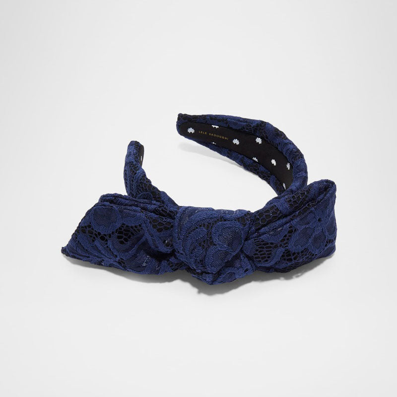 Faixa de cabeça com nó floral de brocado de azevinho - Mercado de Luxo - O Maior E-Commerce de Bens, Produtos e Serviços de Luxo do Brasil.