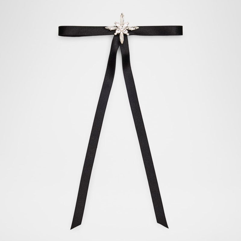 Avril Crystal Satin Skinny Bow - Mercado de Luxo - O Maior E-Commerce de Bens, Produtos e Serviços de Luxo do Brasil.