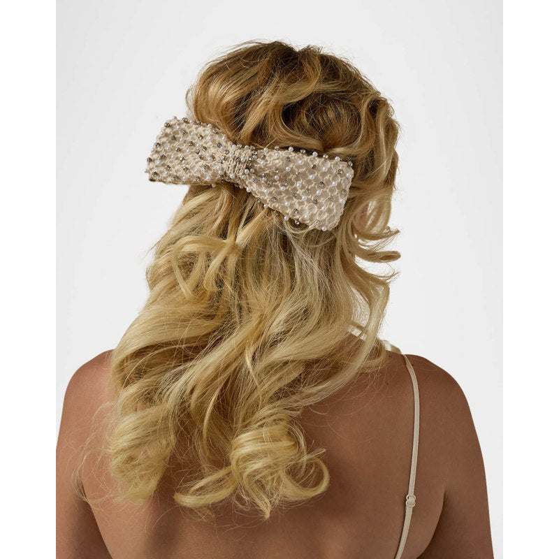 Laço Charlotte Perolado e Cristal Embelezado - Mercado de Luxo - O Maior E-Commerce de Bens, Produtos e Serviços de Luxo do Brasil.