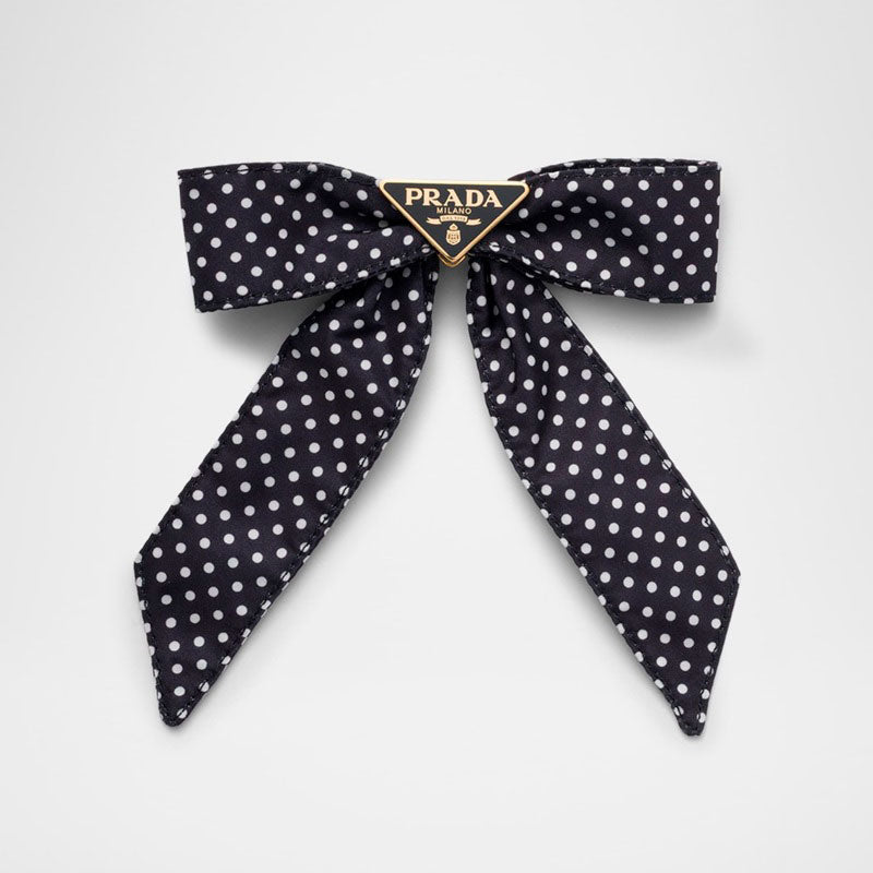 Laço de Cabelo Re-Nylon com estampa de bolinhas - Mercado de Luxo - O Maior E-Commerce de Bens, Produtos e Serviços de Luxo do Brasil.