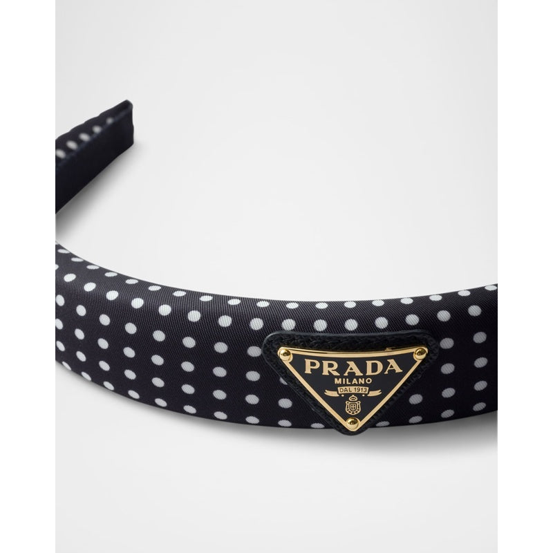 Faixa de cabeça Re-Nylon estampada - Mercado de Luxo - O Maior E-Commerce de Bens, Produtos e Serviços de Luxo do Brasil.