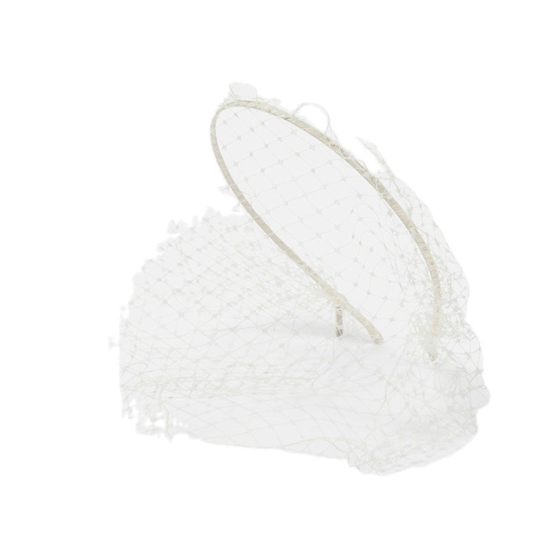 Tiara de voilette de noiva - Mercado de Luxo - O Maior E-Commerce de Bens, Produtos e Serviços de Luxo do Brasil.