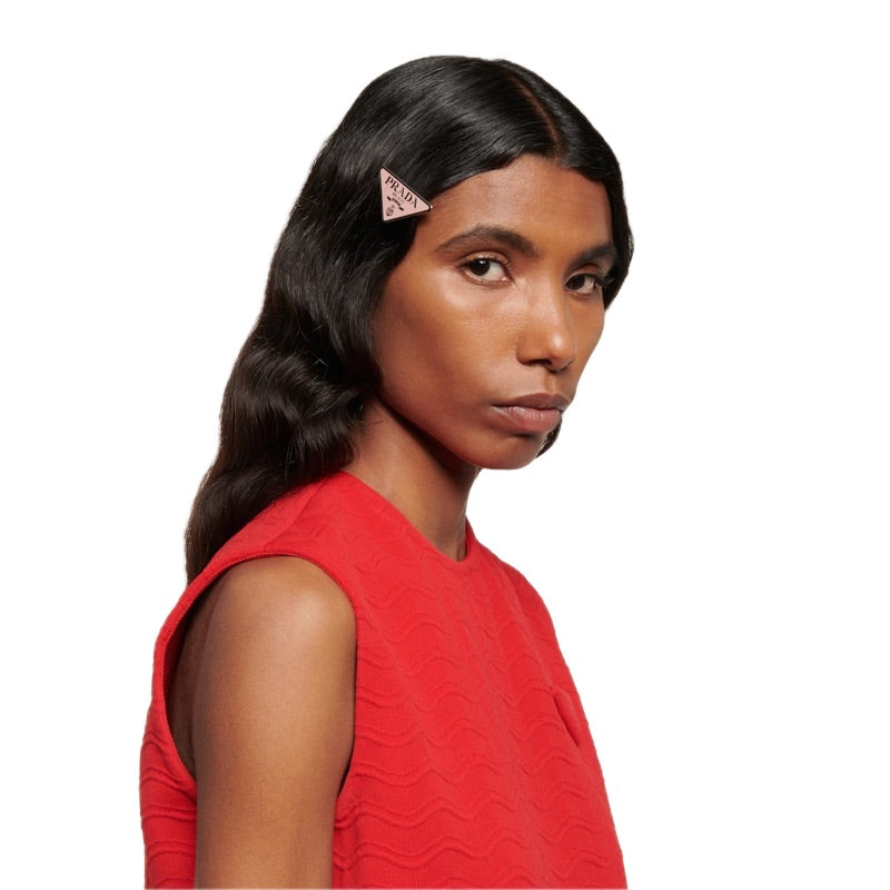 Conjunto de 2 grampos de Cabelo com logotipo - Mercado de Luxo - O Maior E-Commerce de Bens, Produtos e Serviços de Luxo do Brasil.