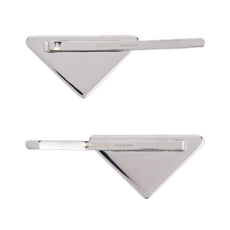 Conjunto de 2 grampos de Cabelo com logotipo - Mercado de Luxo - O Maior E-Commerce de Bens, Produtos e Serviços de Luxo do Brasil.