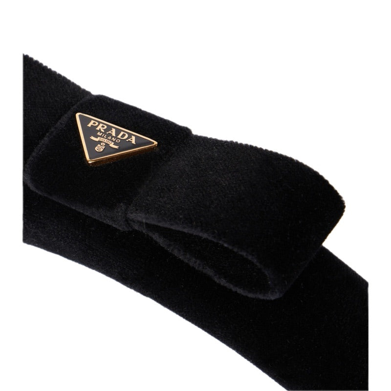 Faixa de Cabeça de veludo com logotipo - Mercado de Luxo - O Maior E-Commerce de Bens, Produtos e Serviços de Luxo do Brasil.